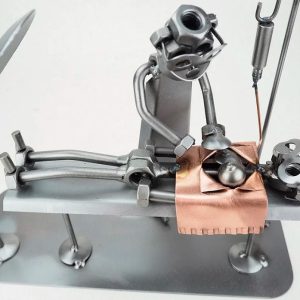 Plastisch Chirurg Metalen Beeldje