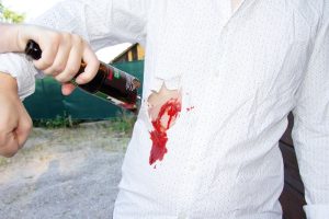 Snee door Gebroken Fles Model